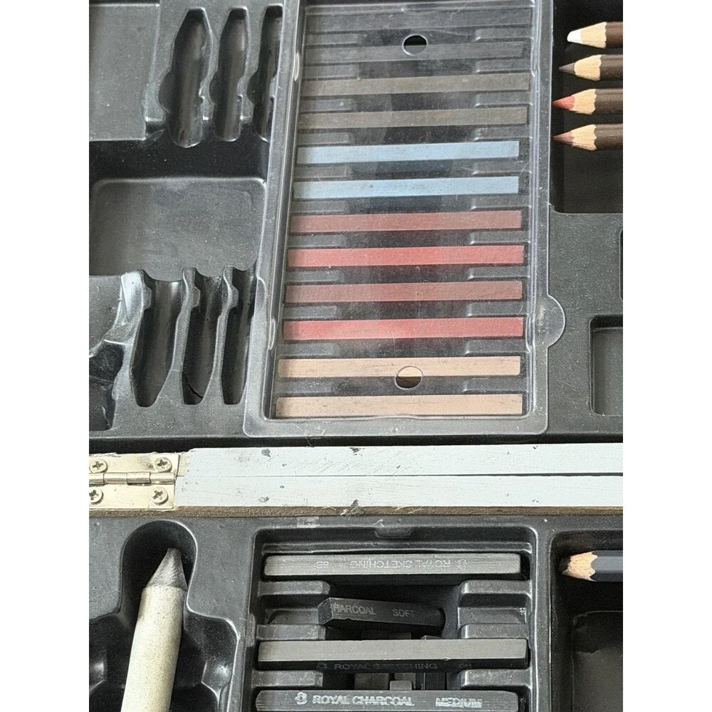 Royal & Langnickel Drawing Sketching Art Set Wood Case Graphite Charcoal Pastel